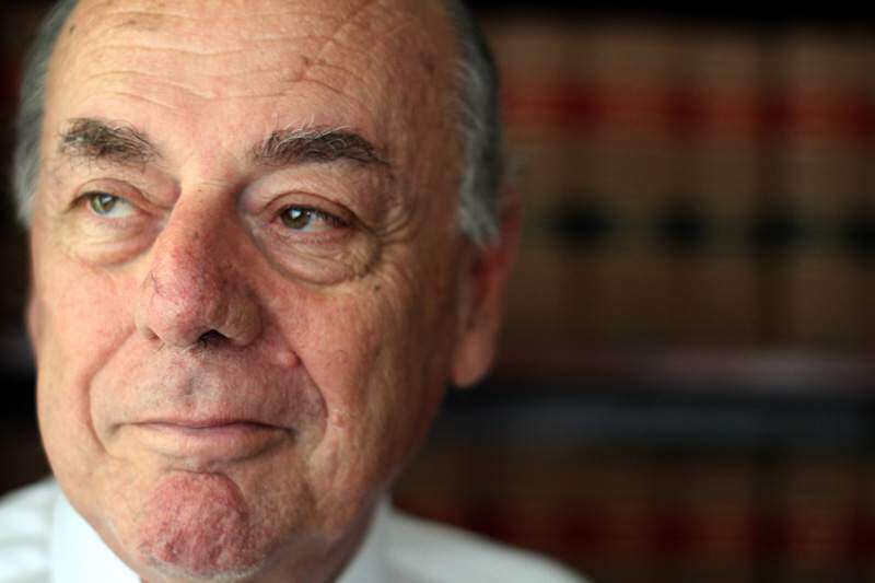 Qué es de la vida de Báez Galib?