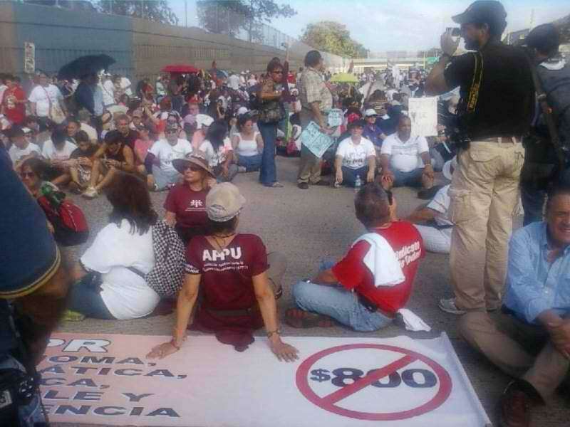 Marcha por la UPR aglutina a miles