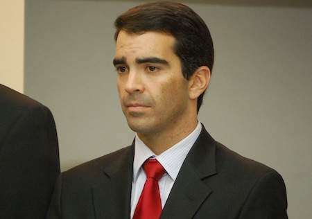 Scotiabank ambiguo sobre Carlos García