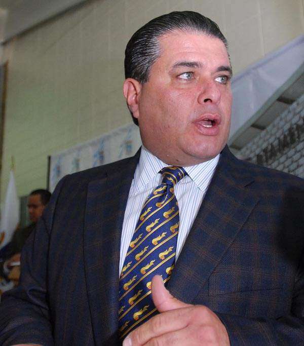 Santini al rescate de municipios perdidos