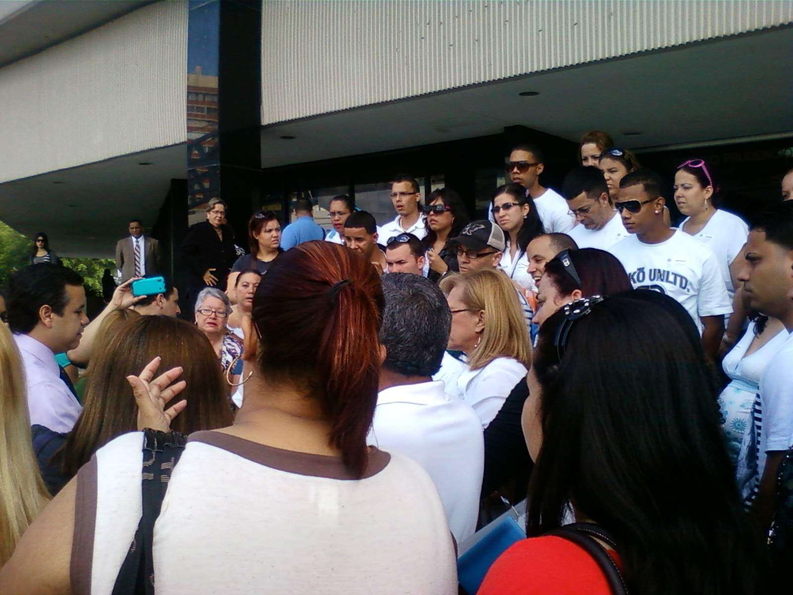 Desempleados de El Amal buscan ayuda