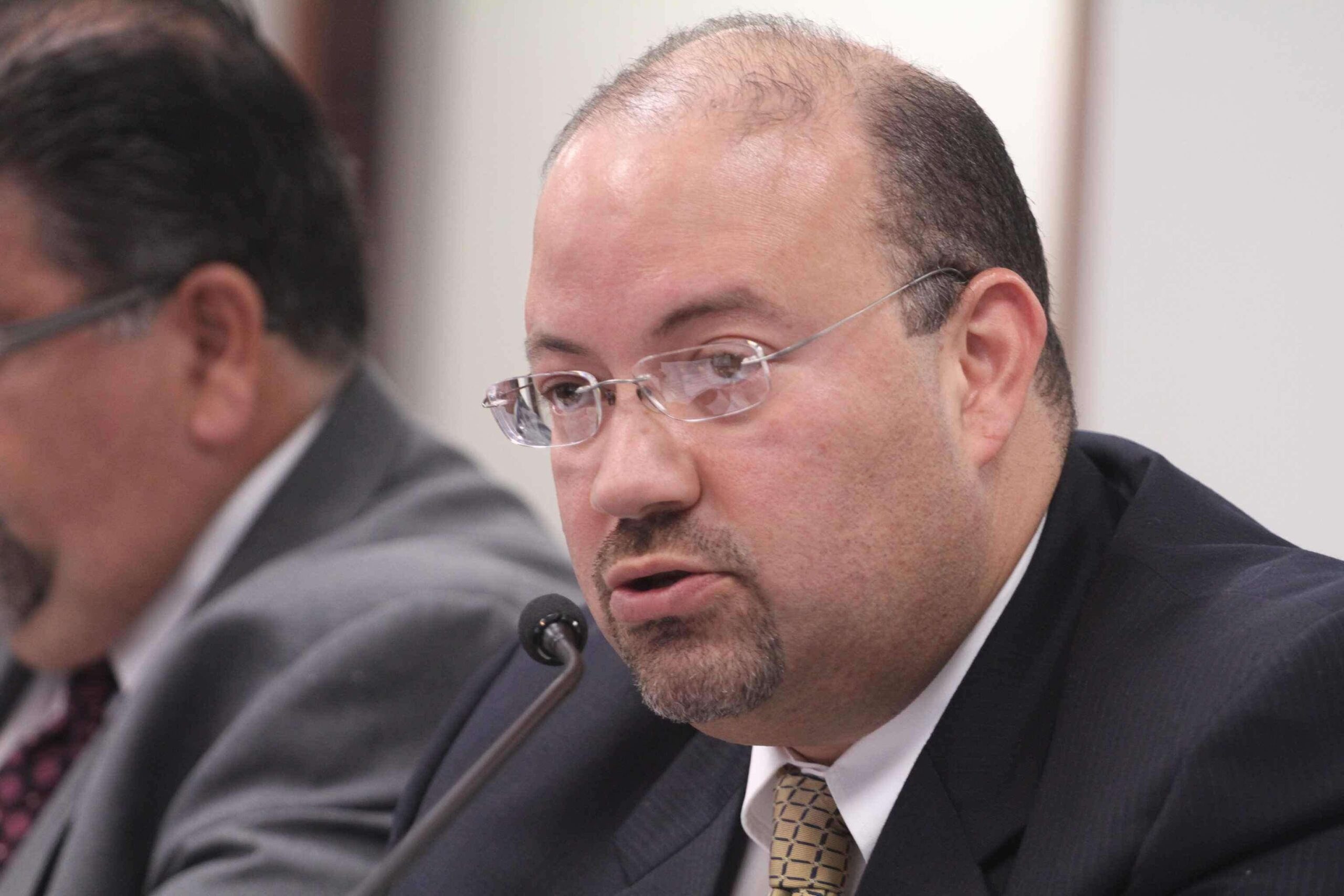 Fuera de control gastos de Mi Salud