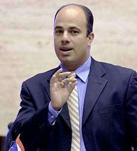 García Padilla-Ferrer oficializan