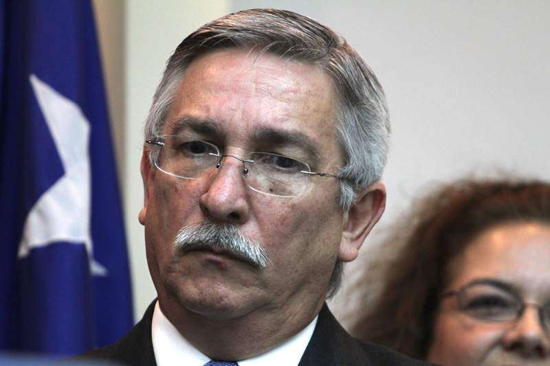 Demanda acusa a Puig de amenazas en Hacienda