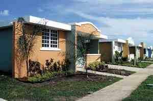 En los tribunales por vivienda a bajo costo