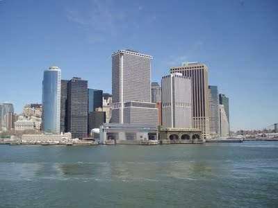 Se suicida con sus 3 hijos en NY