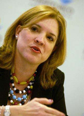 Tras escándalo, renuncia Presidenta Buró de Convenciones