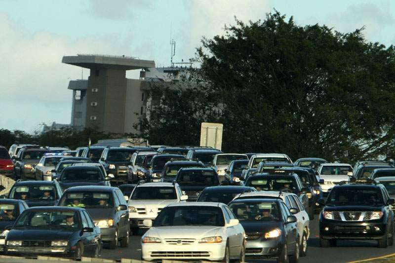 Funcionarios borraban multas por dinero