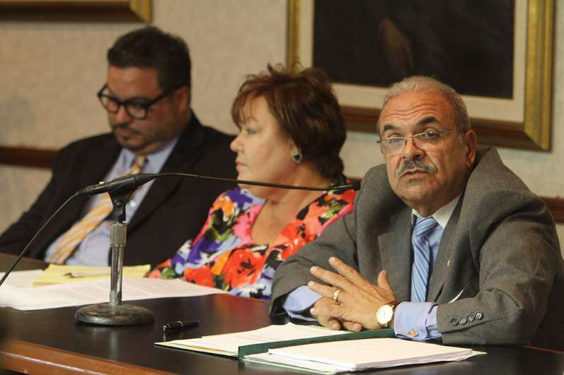 Col. de Abogados revisa guías de ASUME