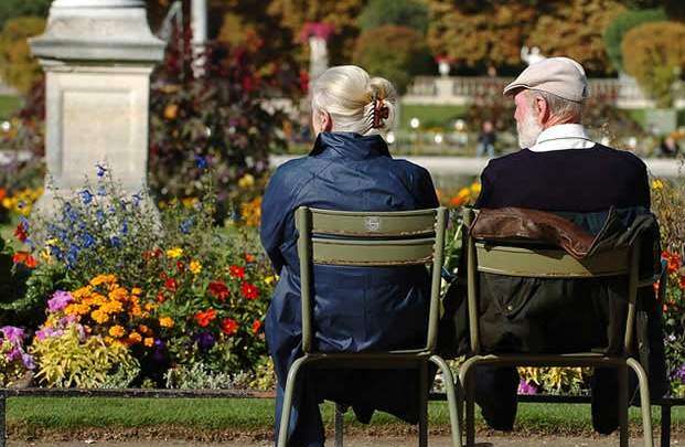Ordenan a hijos ocuparse de padres abandonados