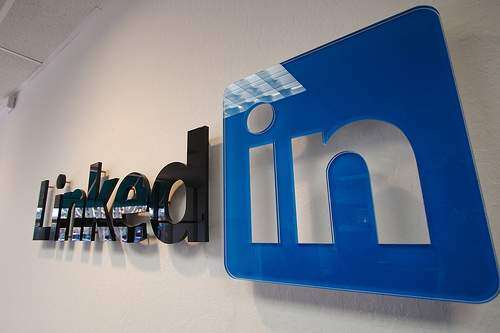 Frenesí tecnológico por cotización LinkedIn