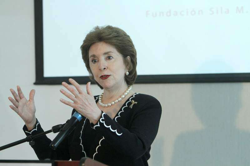 Firme  Sila con las comunidades especiales