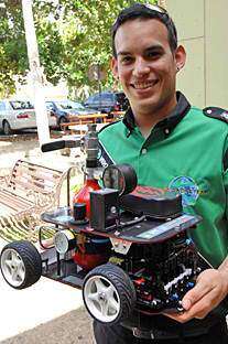 Estudiantes del RUM ganan competencia