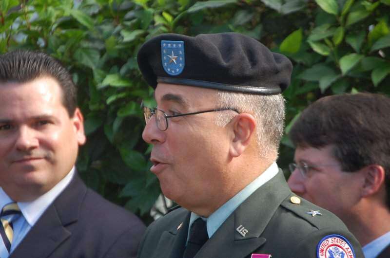 Vicens le tira la toalla a Fortuño
