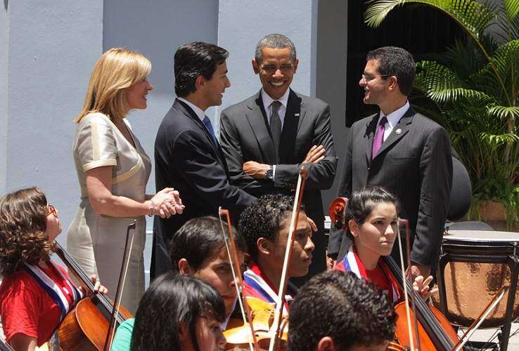 Obama con jóvenes músicos en Fortaleza (galería)
