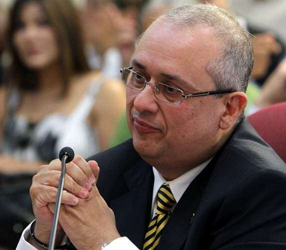 El Dr. pide espacio para un Gobe ‘derrotado’