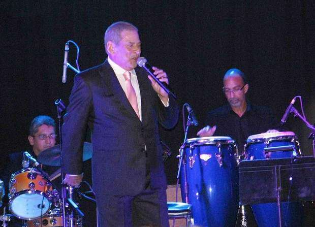 Chucho vuelve repartiendo emociones