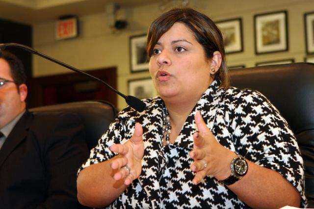 Familia apoya enmendar ley de adopción