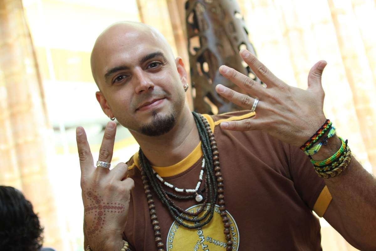 Sie7e firma con multinacional, pero no se vende