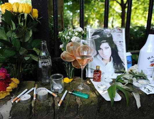 Winehouse a su descanso final