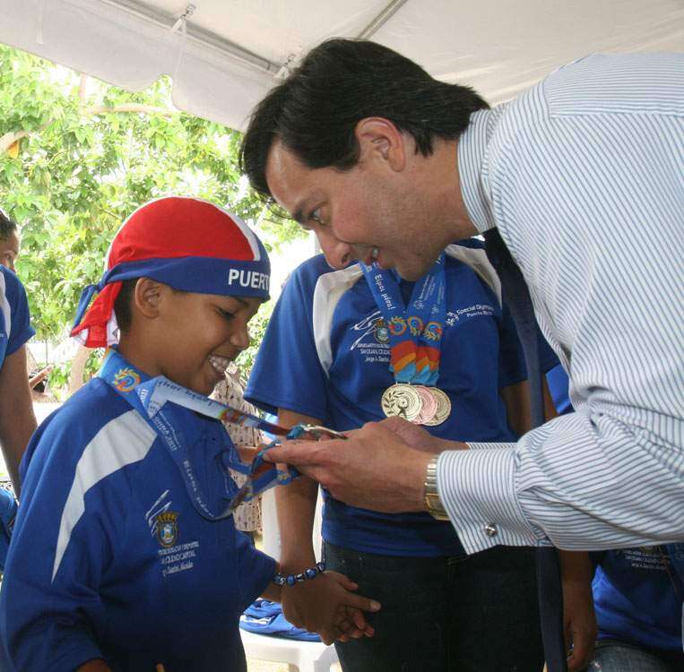 El Gobe agasaja atletas especiales