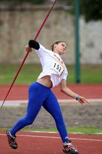 De PR la 7ma mejor jabalinista juvenil