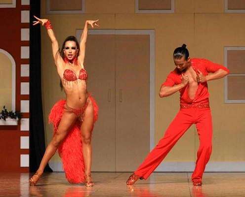 Vuelve la conquista española en la salsa