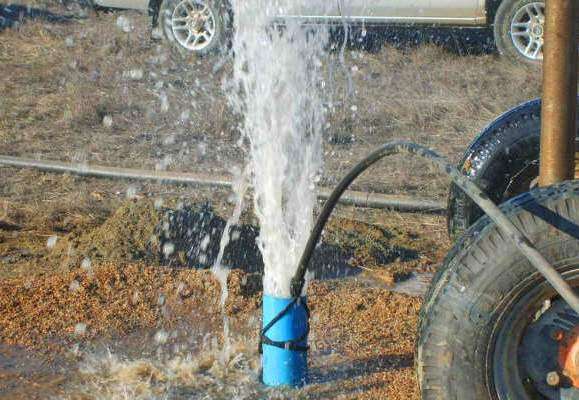 Asfixiados por la escasez y sedientos en Trípoli