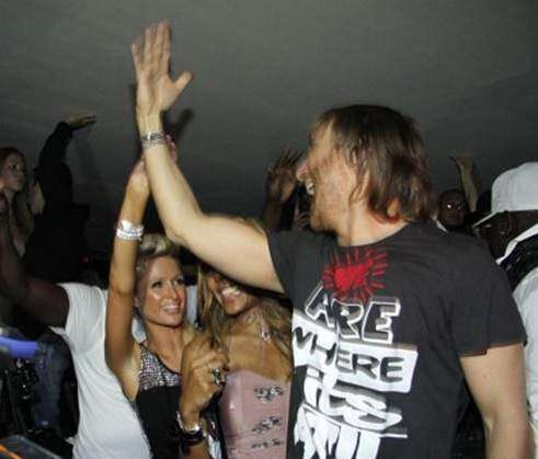 Paris Hilton de fiesta en Ibiza