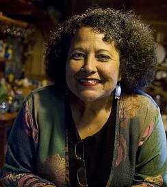 Línea cierra en Radio Universidad