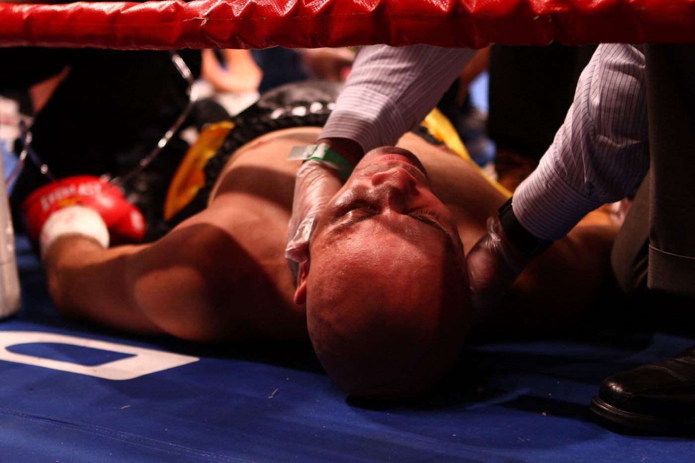 ‘Chelo’ gana mediante aparatoso nocáut