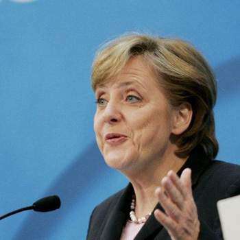 Canciller alemana defiende a Grecia