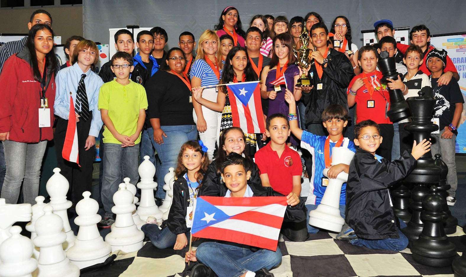 Hermanos boricuas triunfan en ajedrez