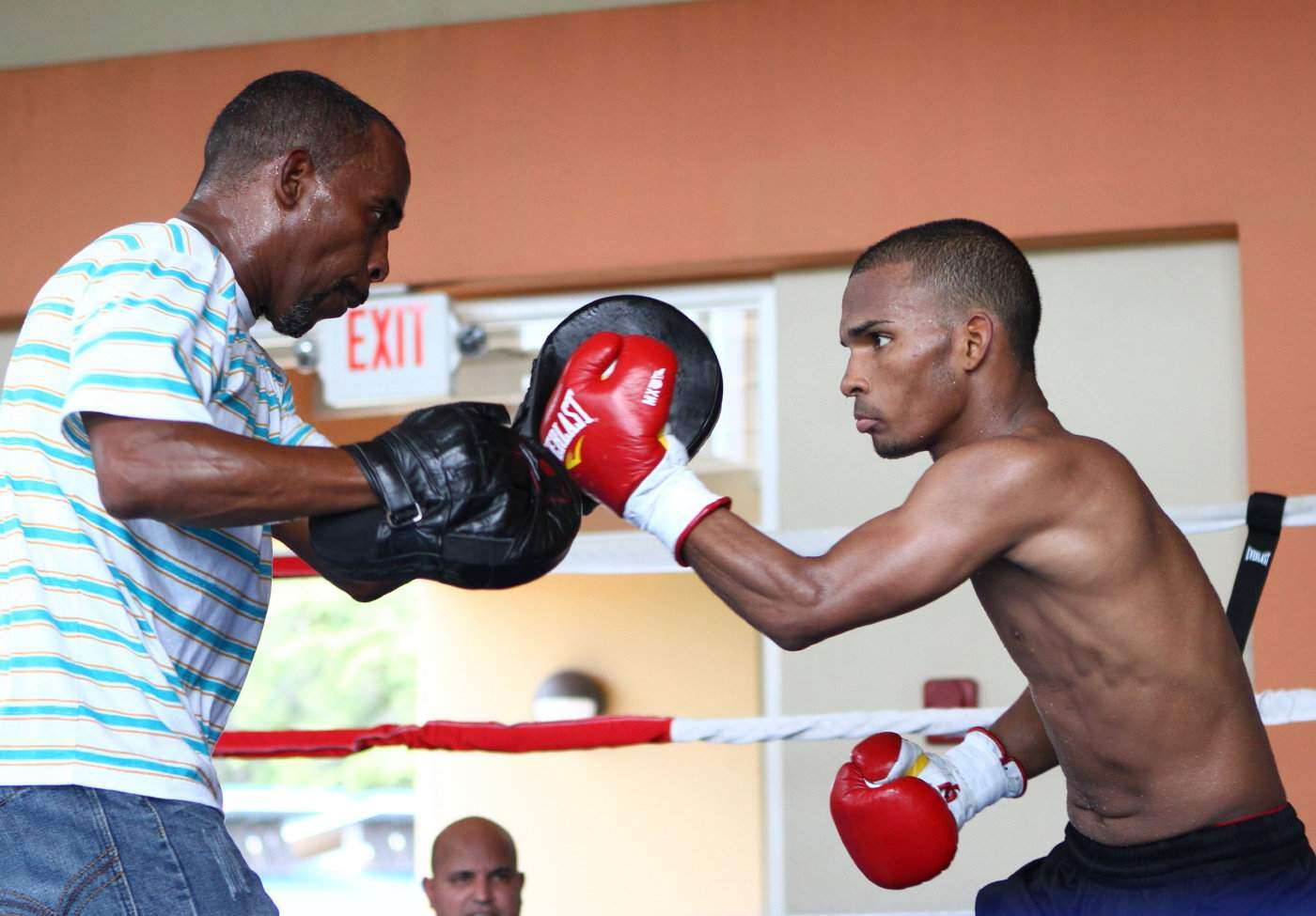 Entrenan en Cabo Rojo para ‘A Puño Limpio’