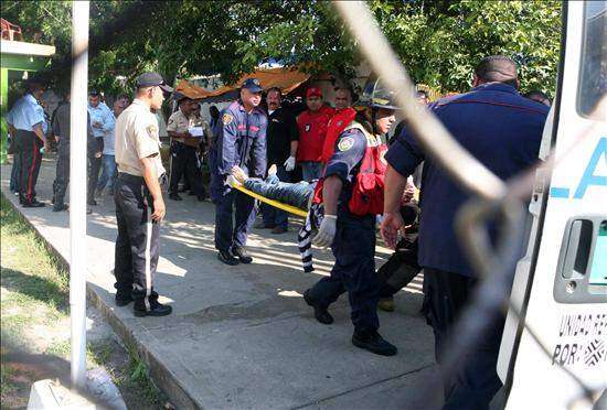 5 presos muertos y 55 carceleros secuestrados en Venezuela
