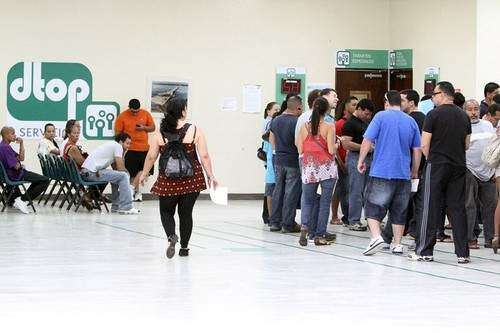 Proponen pago de multas municipales para poder renovar licencia