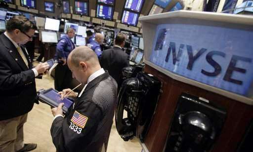 Cierra arriba Wall Street