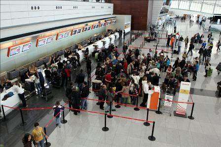 Cenizas de volcán chileno obligan suspender vuelos en Uruguay