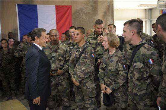 Francia comienza retirada de Afganistán
