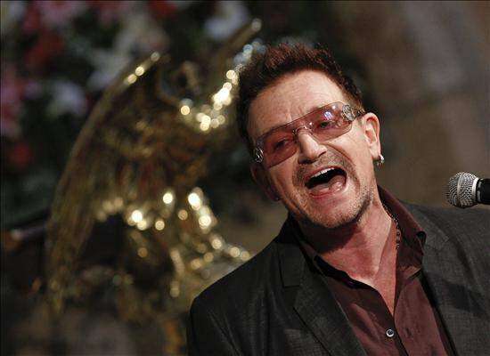 Bono, Juanes y Lady Gaga con Bill Clinton