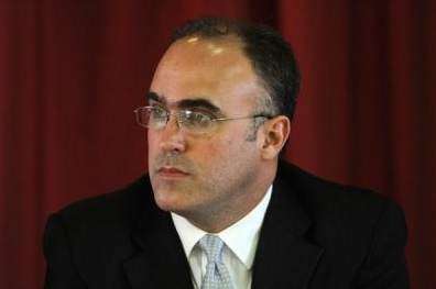 Le tumban el ‘breaker’ a Escudero: lo botan de la AEE