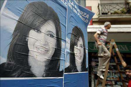 Abren colegios electorales en Argentina