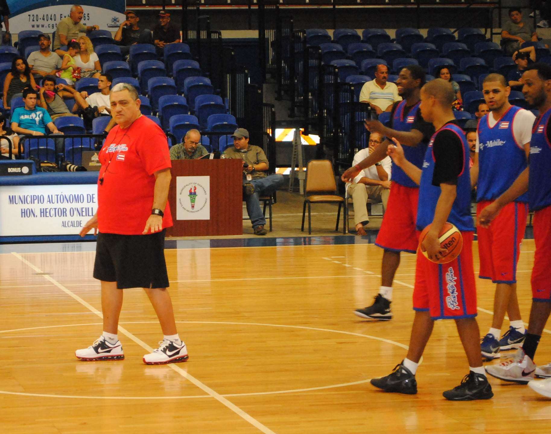 En familia y ‘cerca de casa’ Flor Meléndez