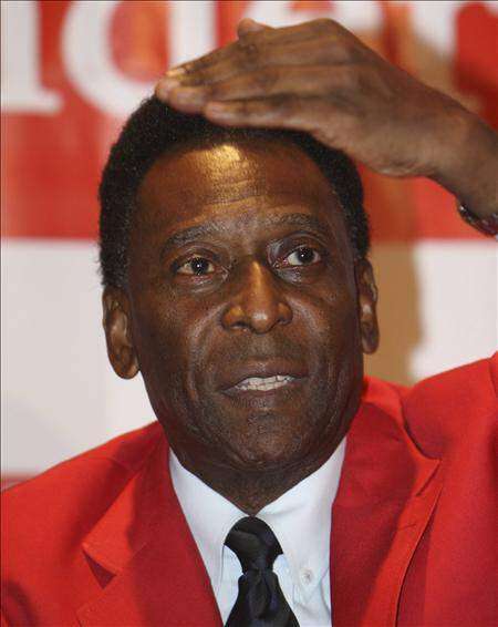 Sigue la ‘tiraera’ entre Pelé y Messi