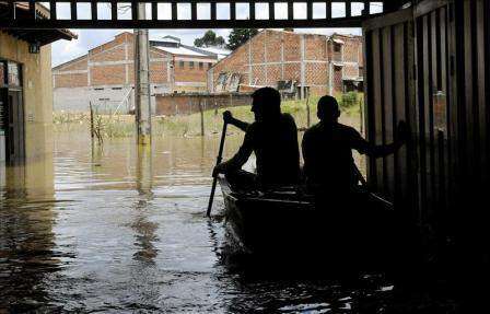Lluvias causan desaparecidos y estragos en Colombia