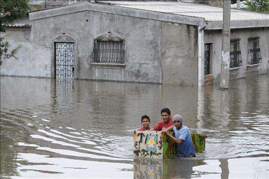 Se ahoga El Salvador