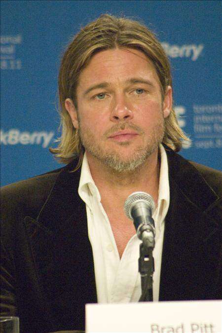 Brad Pitt se queda sin armas contra los zombies