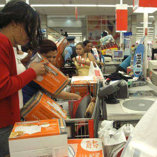 A comprar, a comprar, que el Mundo se va a acabar (galería)