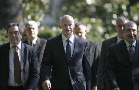 Consejo de Ministros griego reunido para sacar un nuevo Gobierno