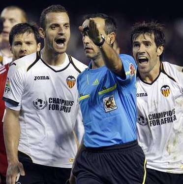 Suda el Madrid ante el Valencia